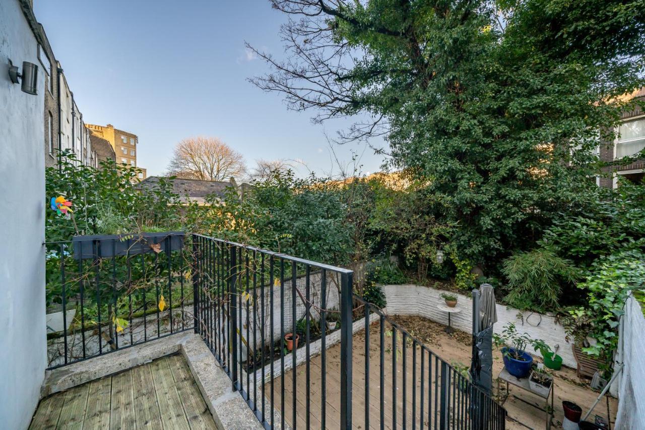 Sleek Flat With Communal Courtyard London Bagian luar foto