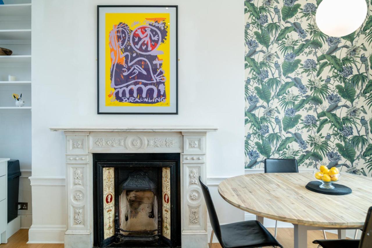 Sleek Flat With Communal Courtyard London Bagian luar foto